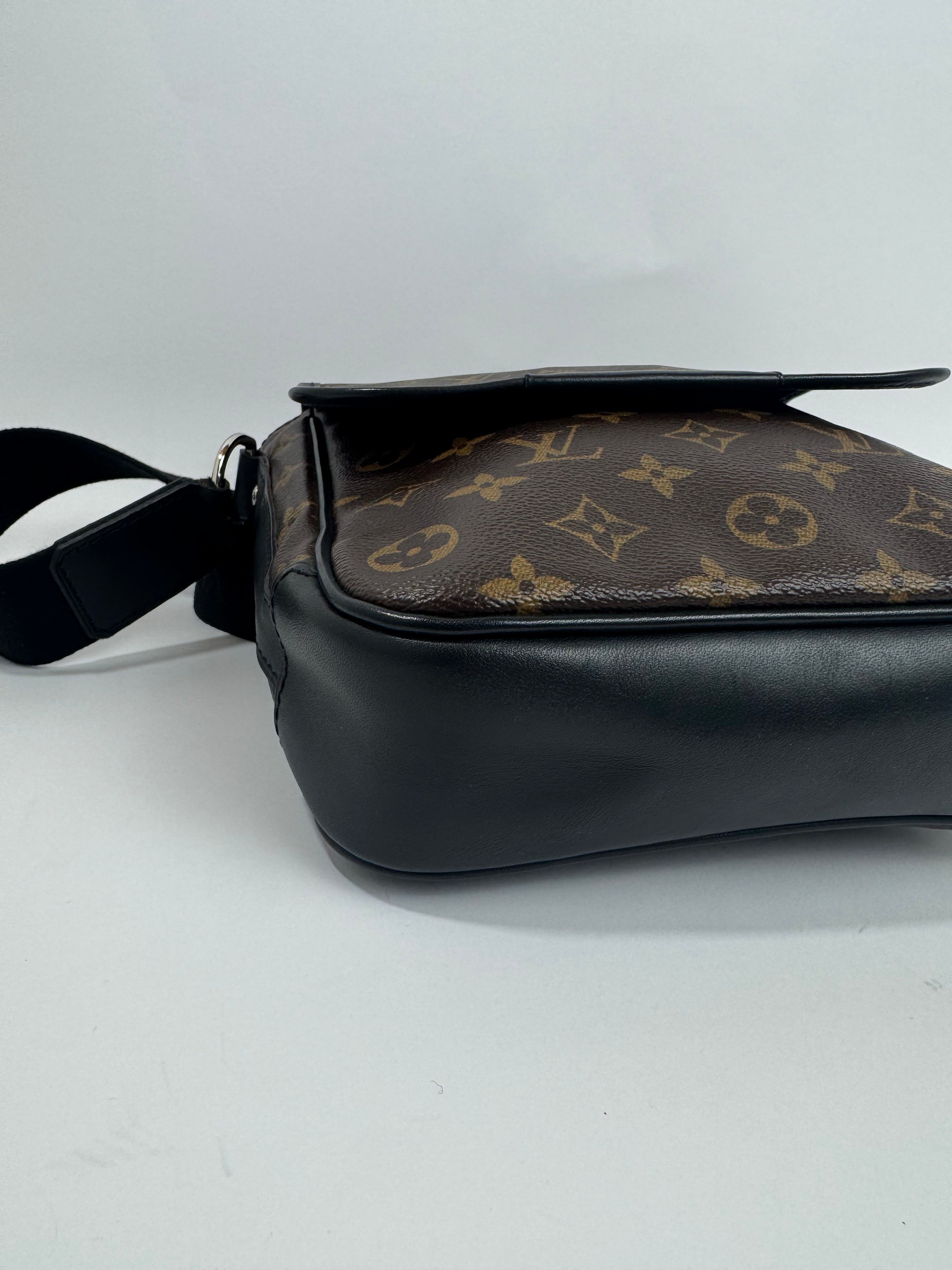 Louis vuitton macassar pm