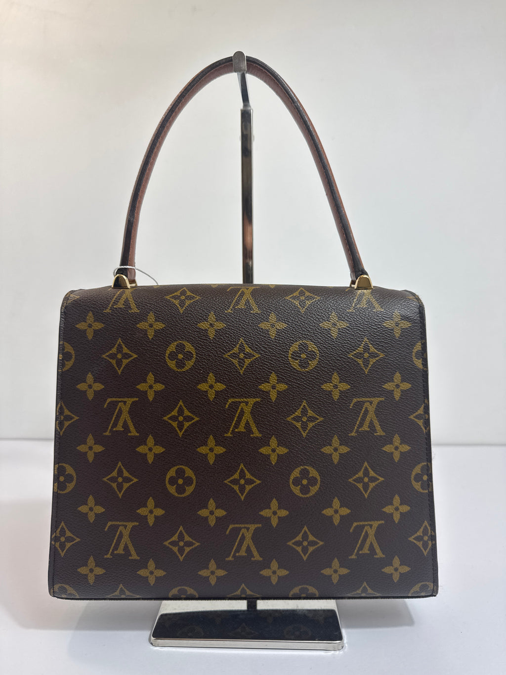 Louis vuitton malesherbes