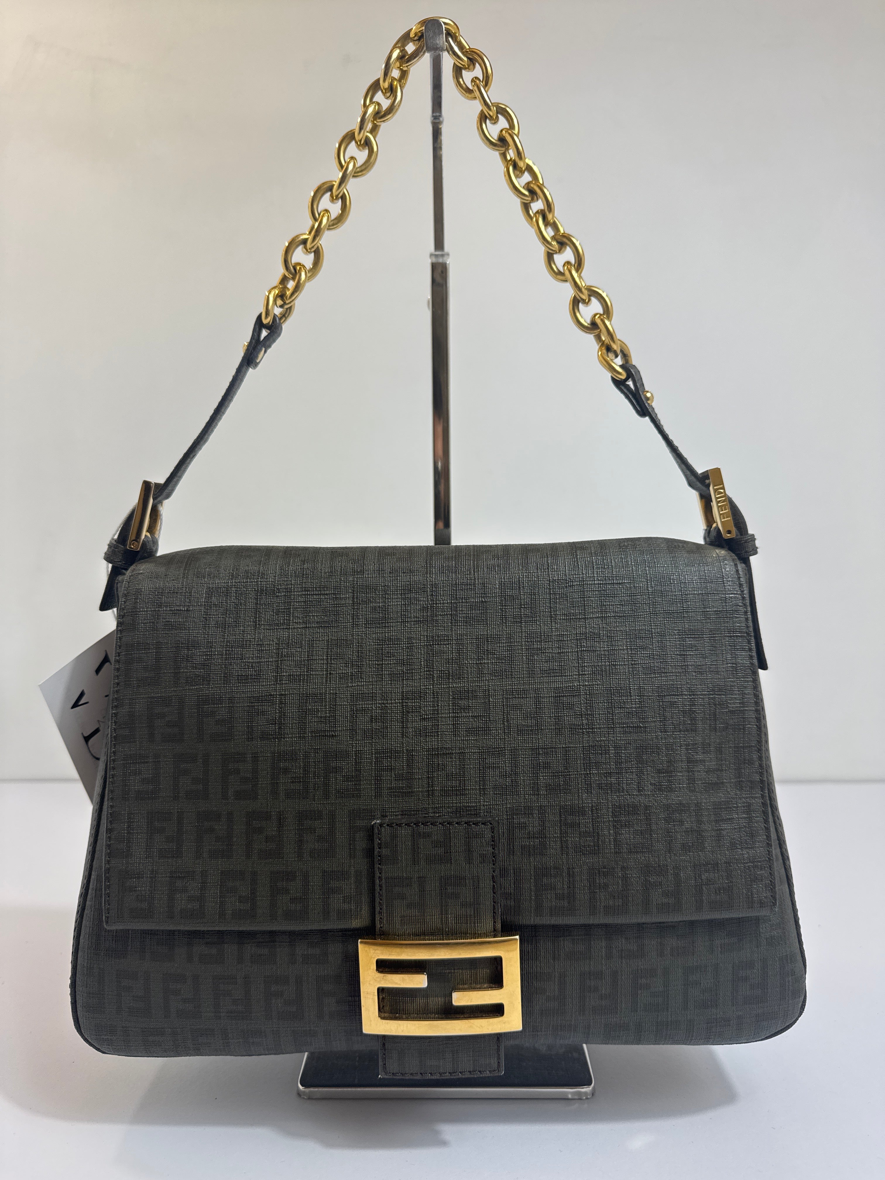 Fendi baguette