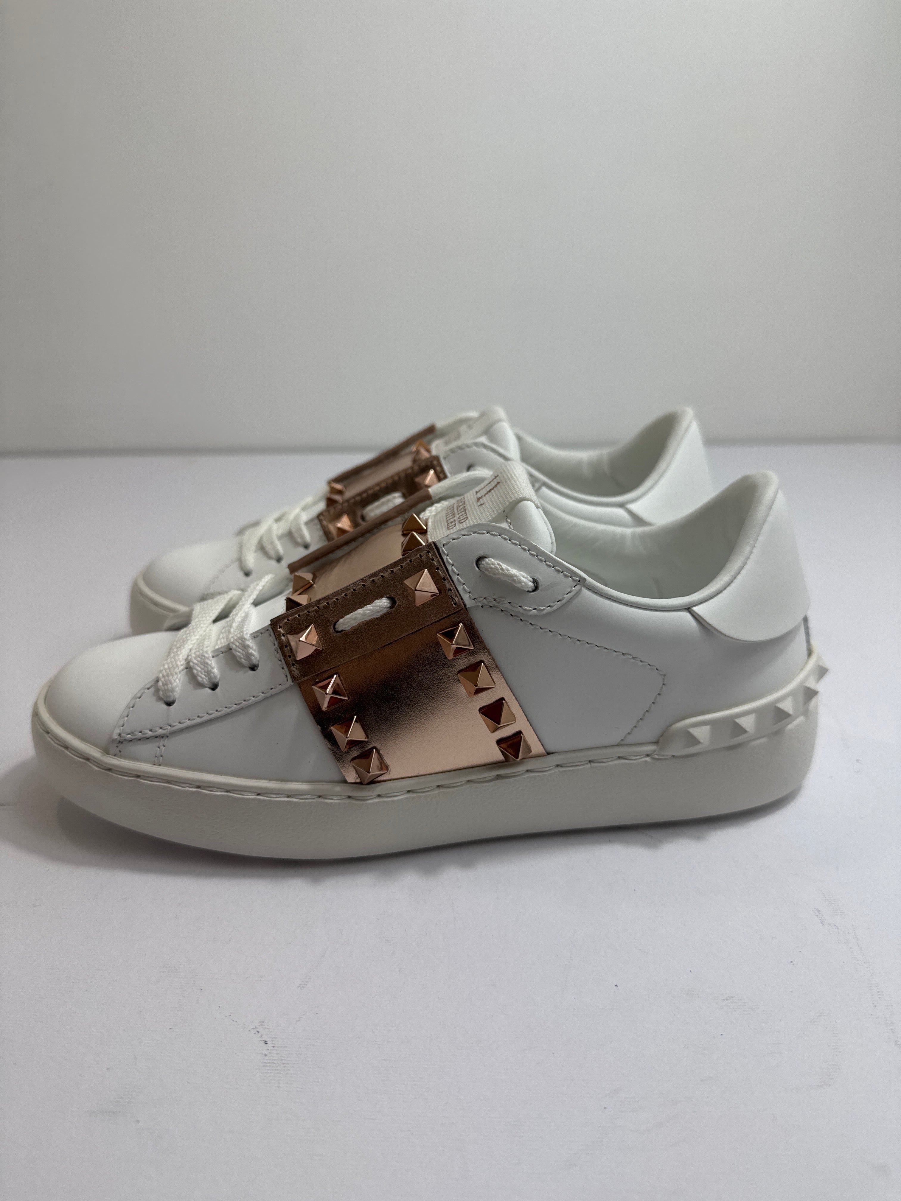 Valentino garavani n35