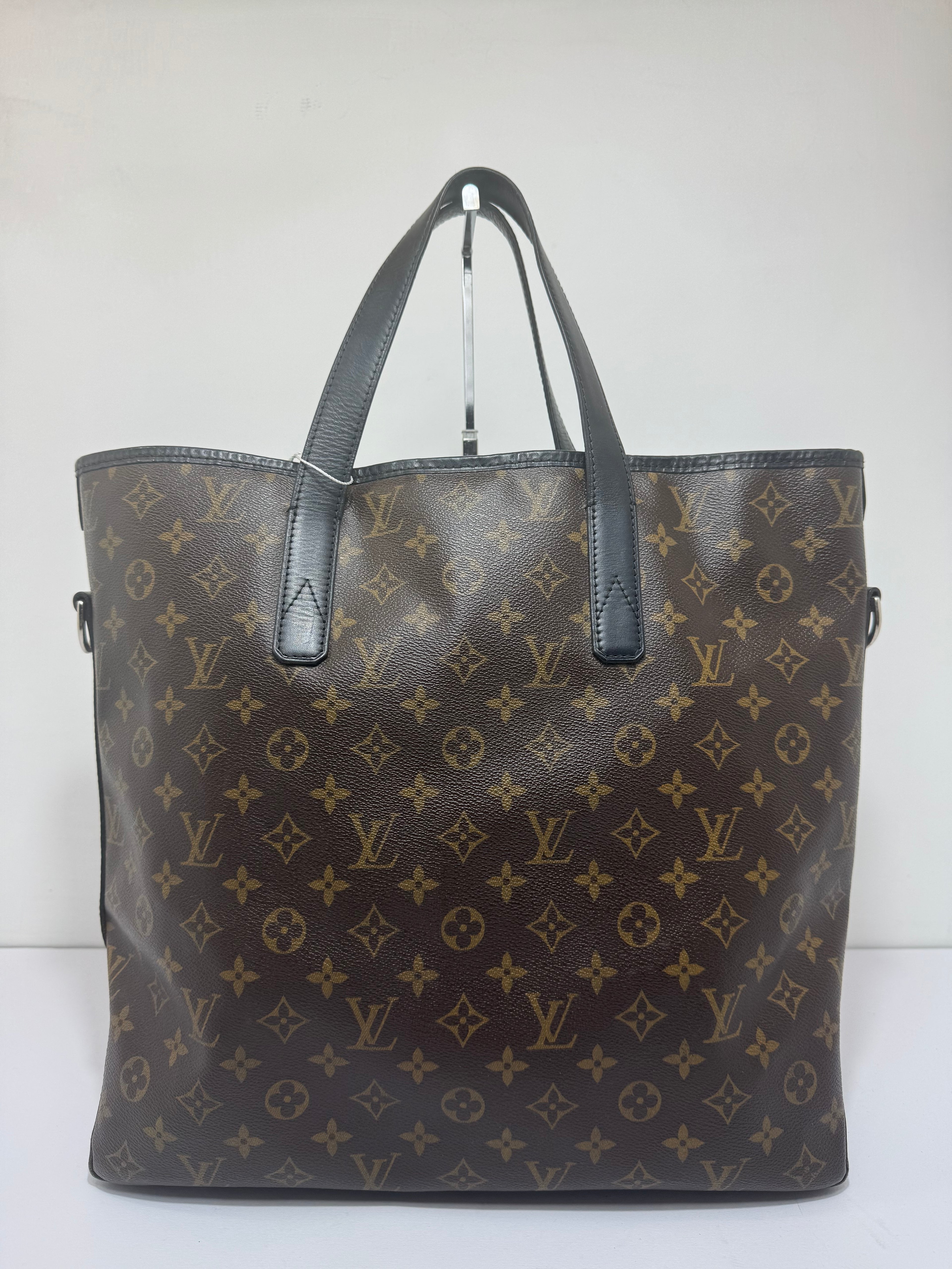 Louis vuitton davis