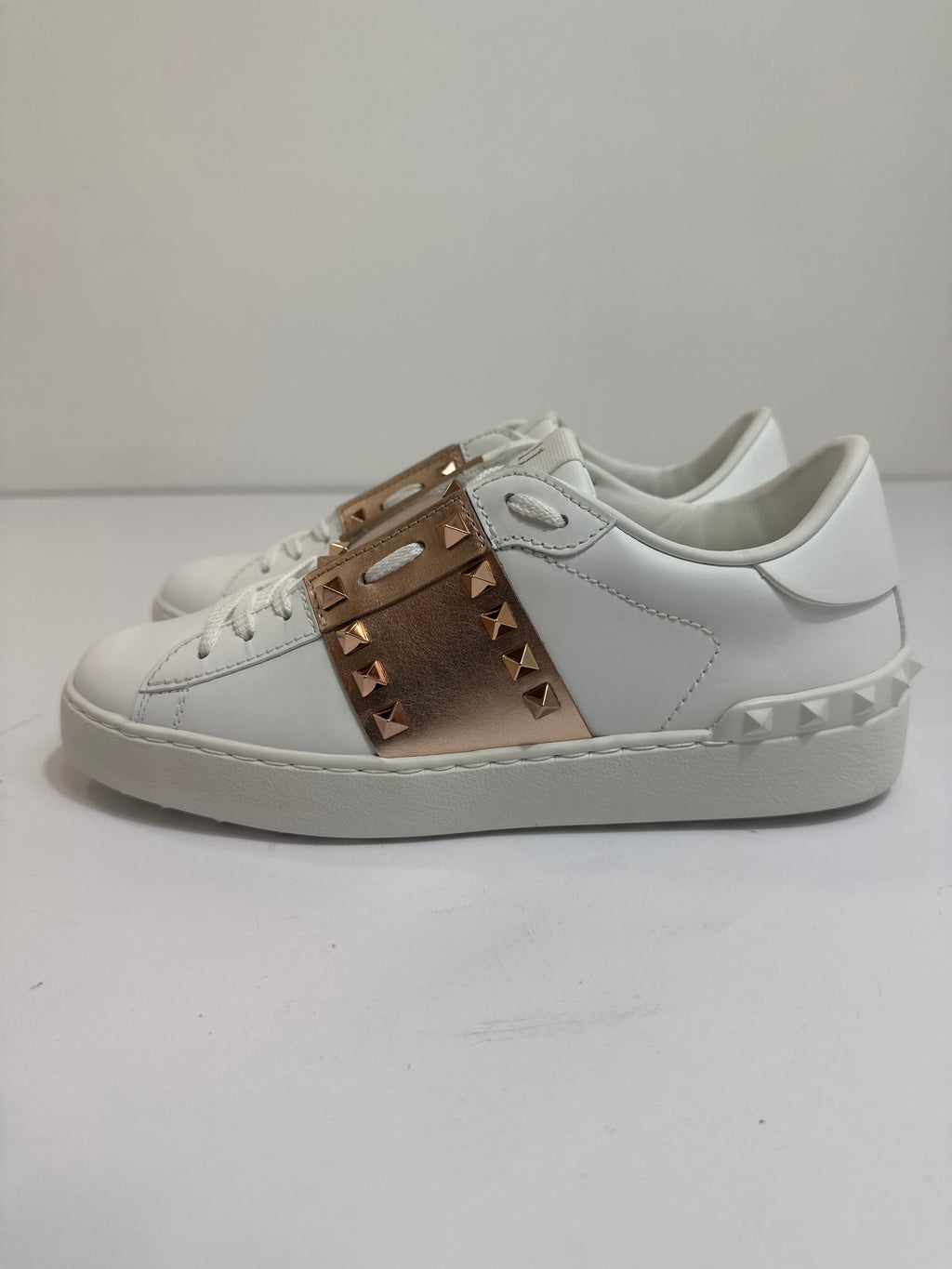 Valentino garavani rockstud n37