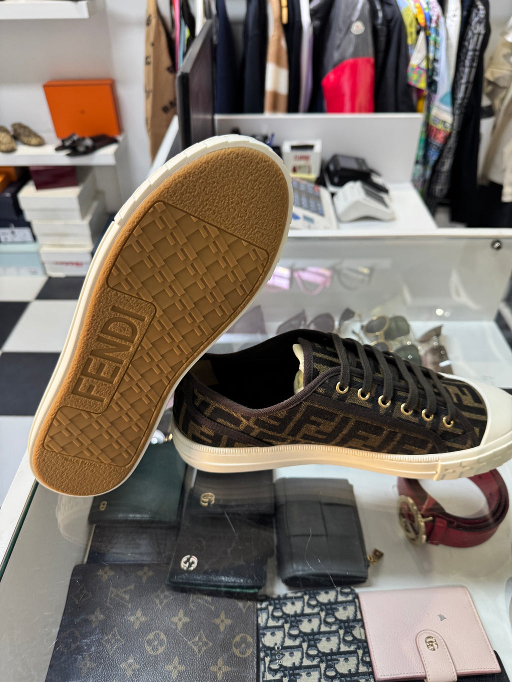 Sneakers Fendi n43