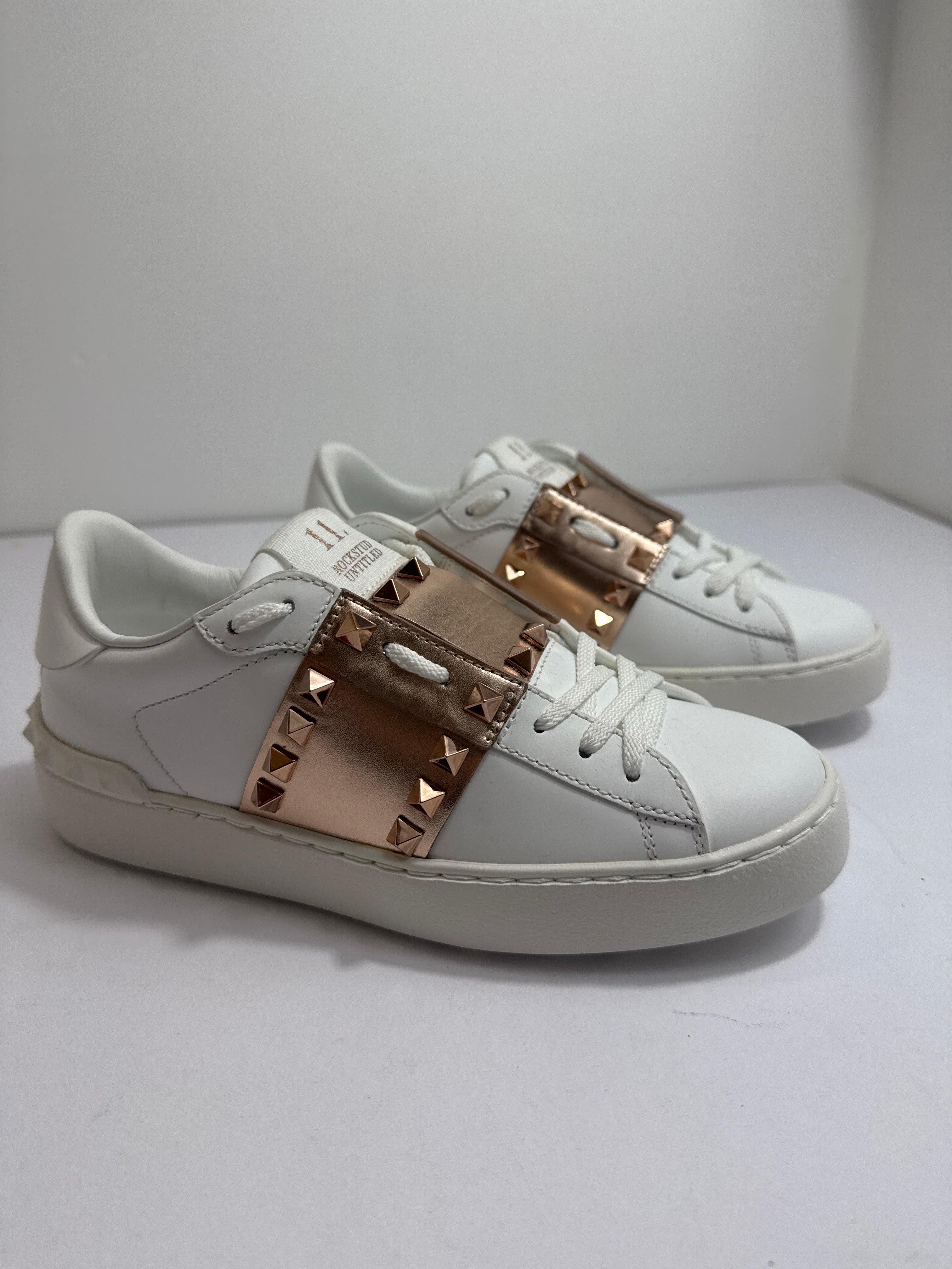 Valentino garavani n35