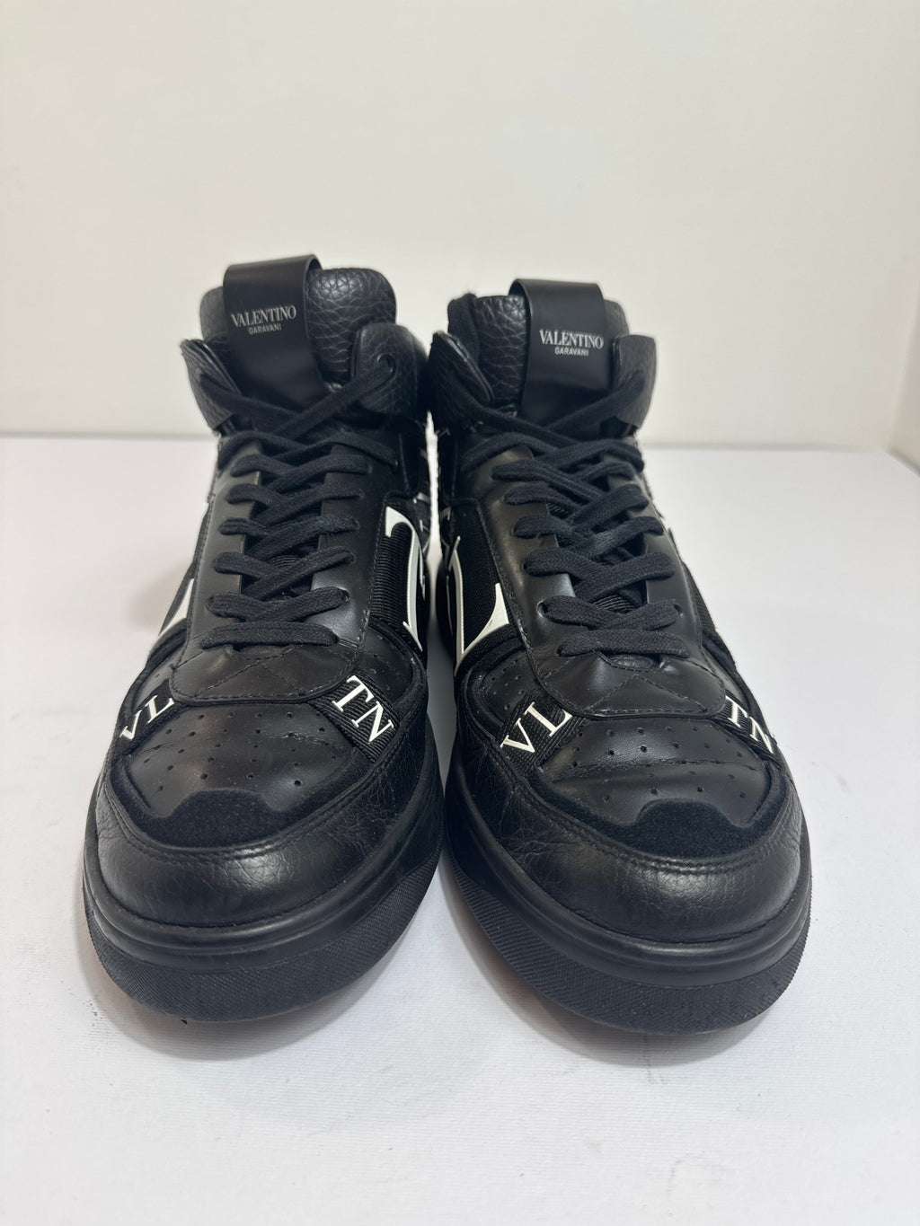 Valentino garavani n41