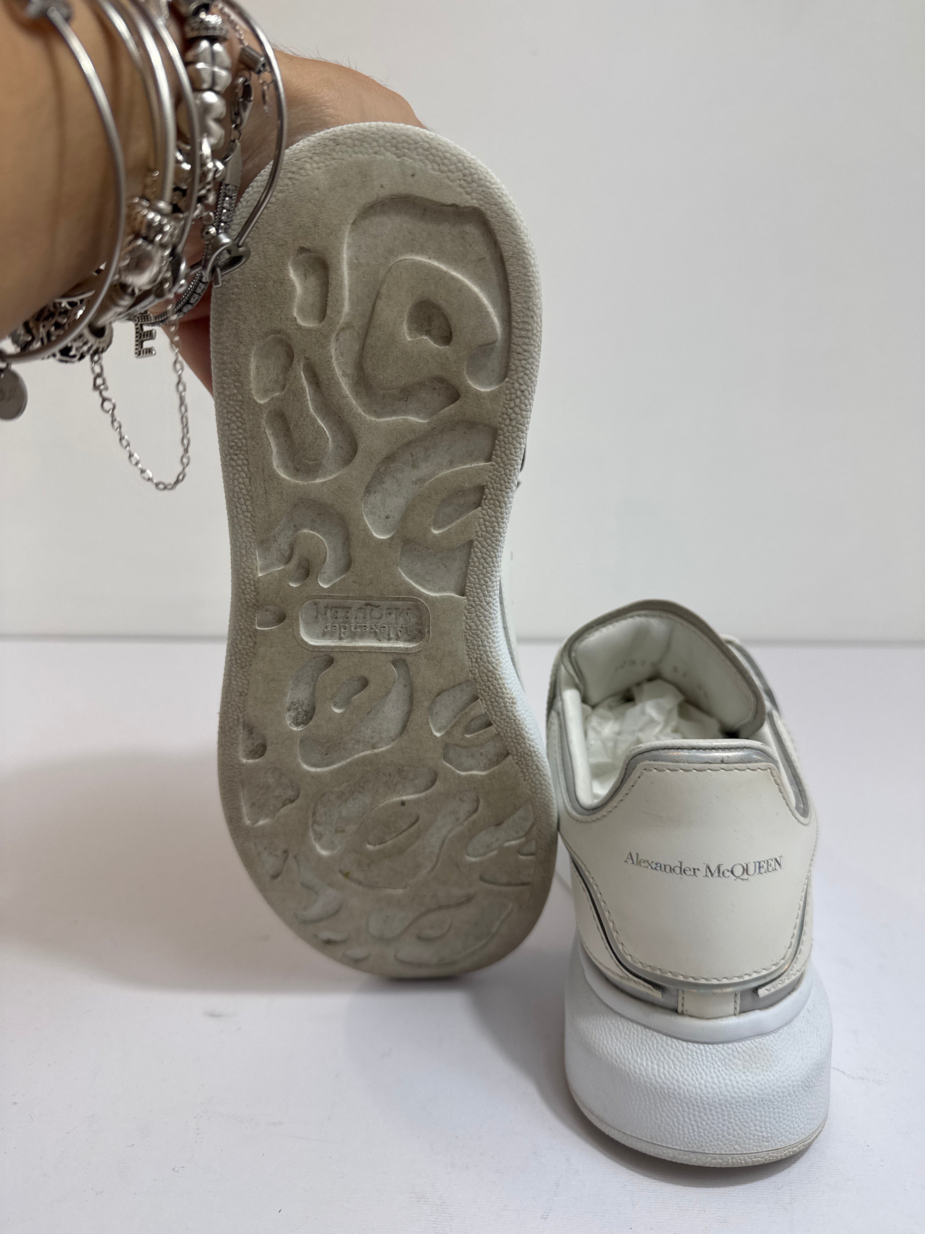 Alexander McQueen n37