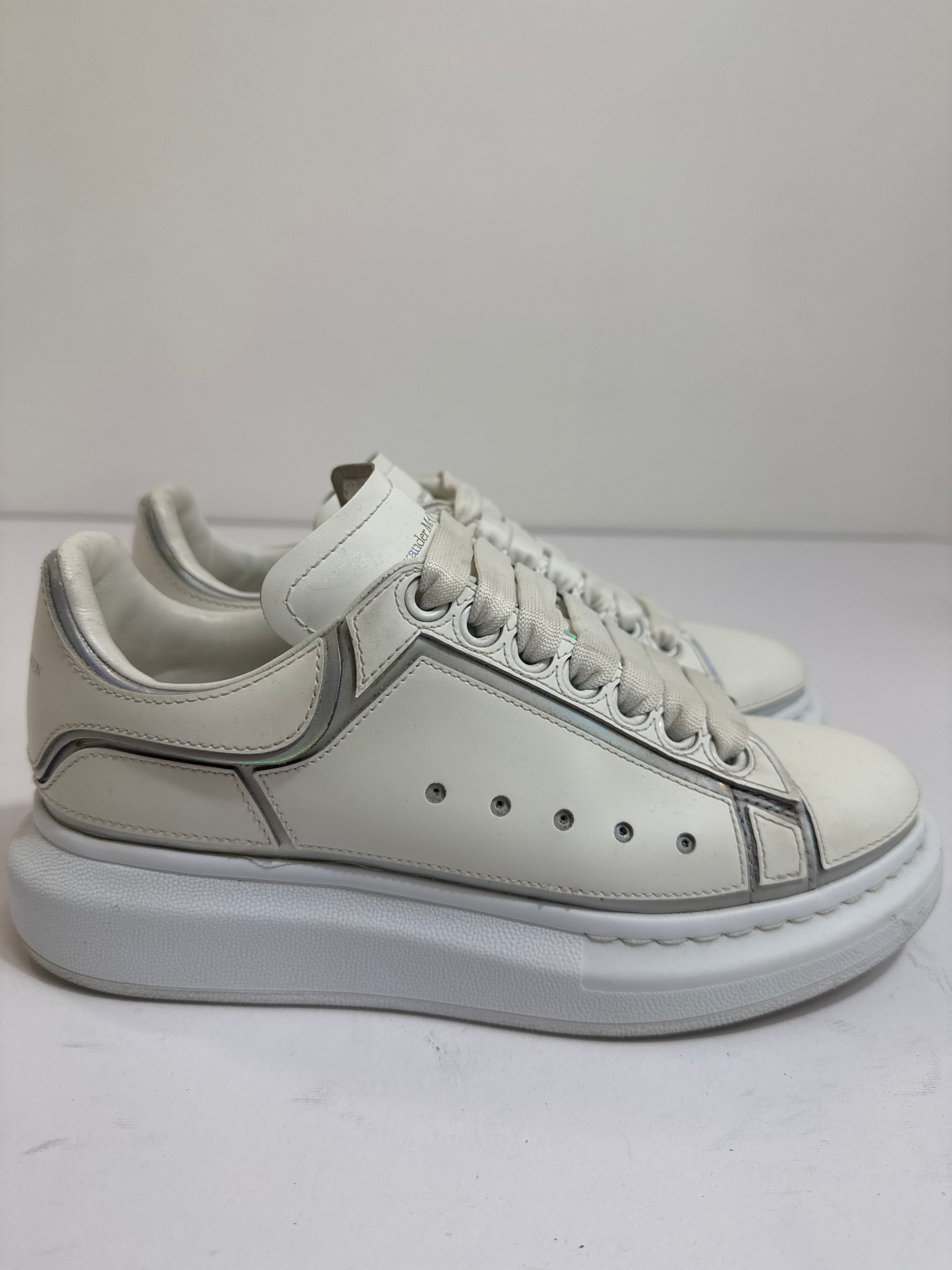 Alexander McQueen n37