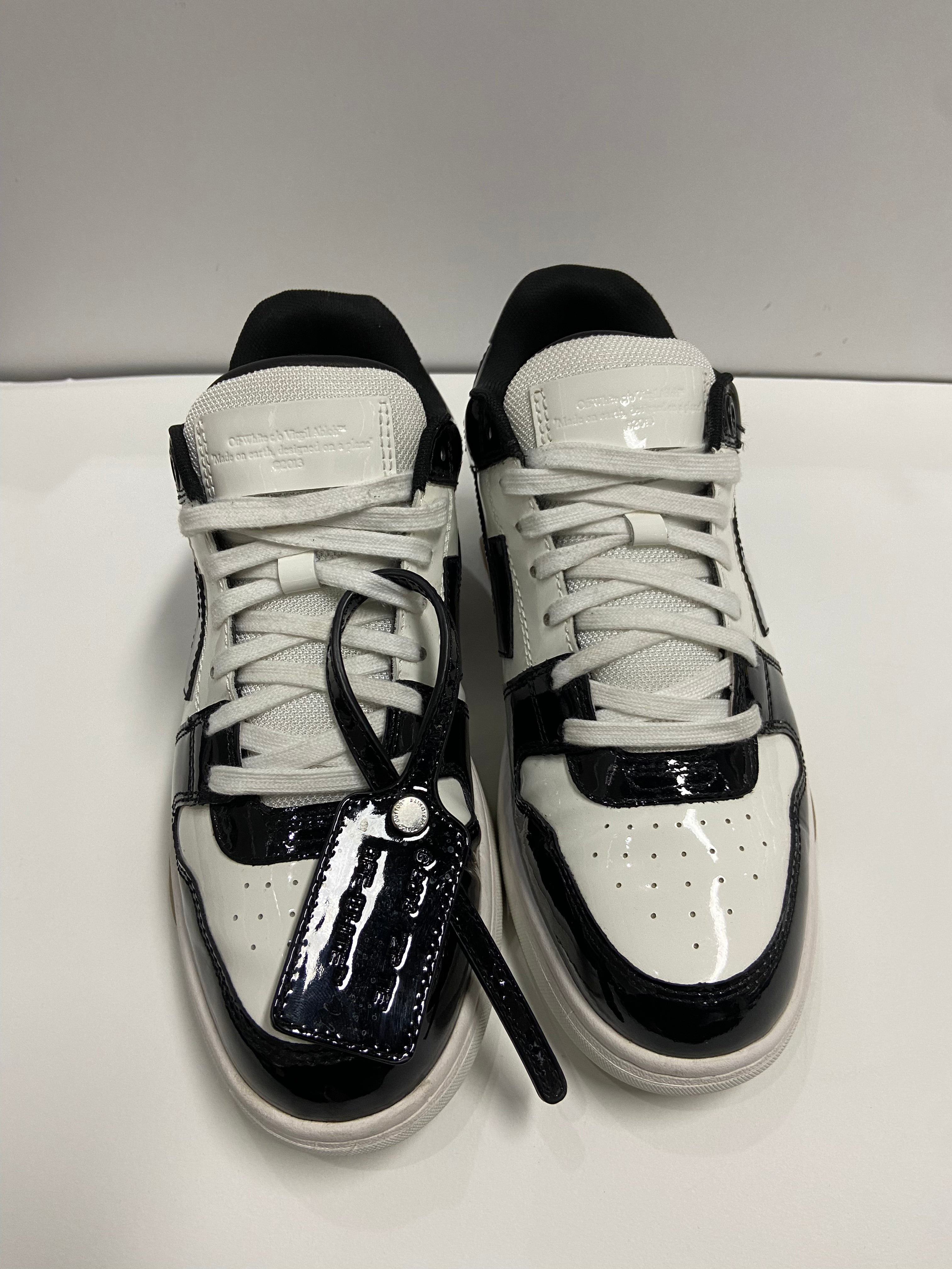 Off-white out of Office n39