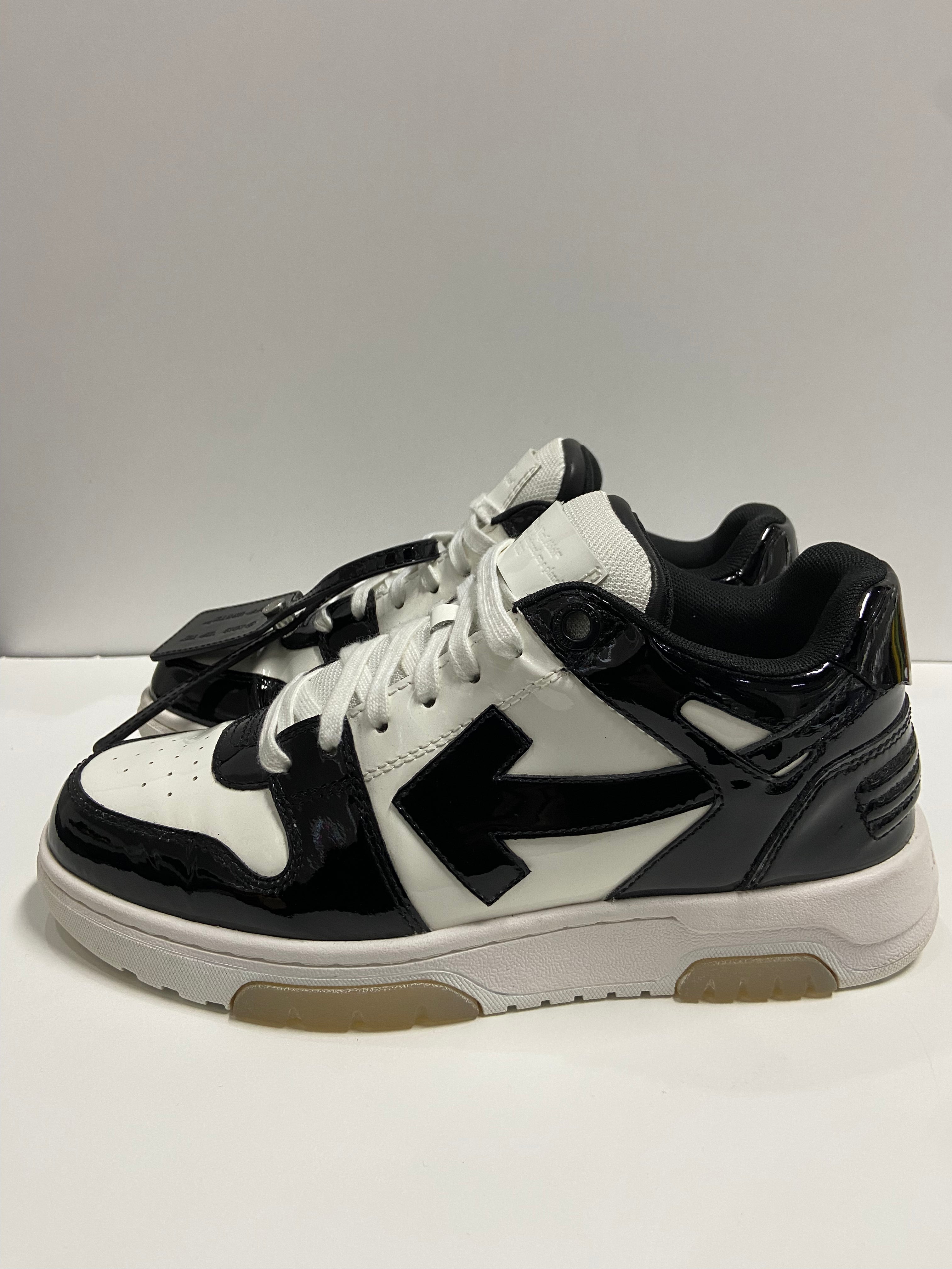 Off-white out of Office n39