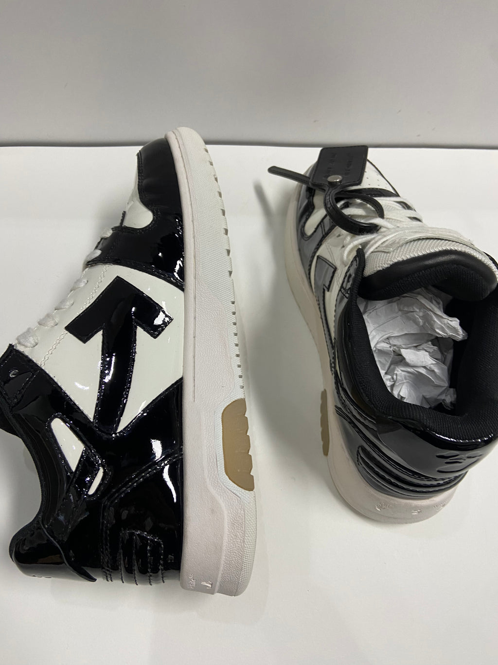 Off-white out of Office n39