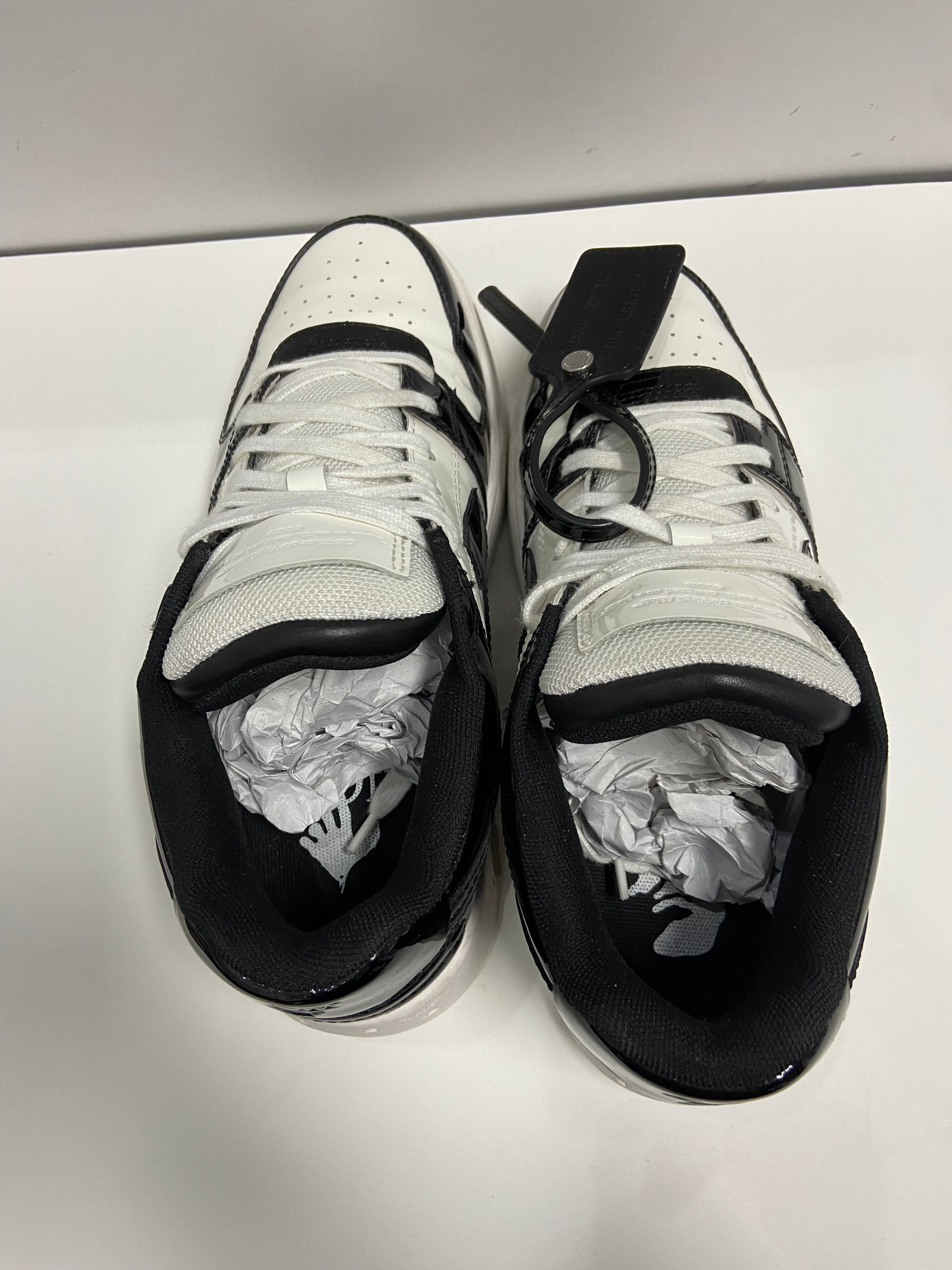 Off-white out of Office n39