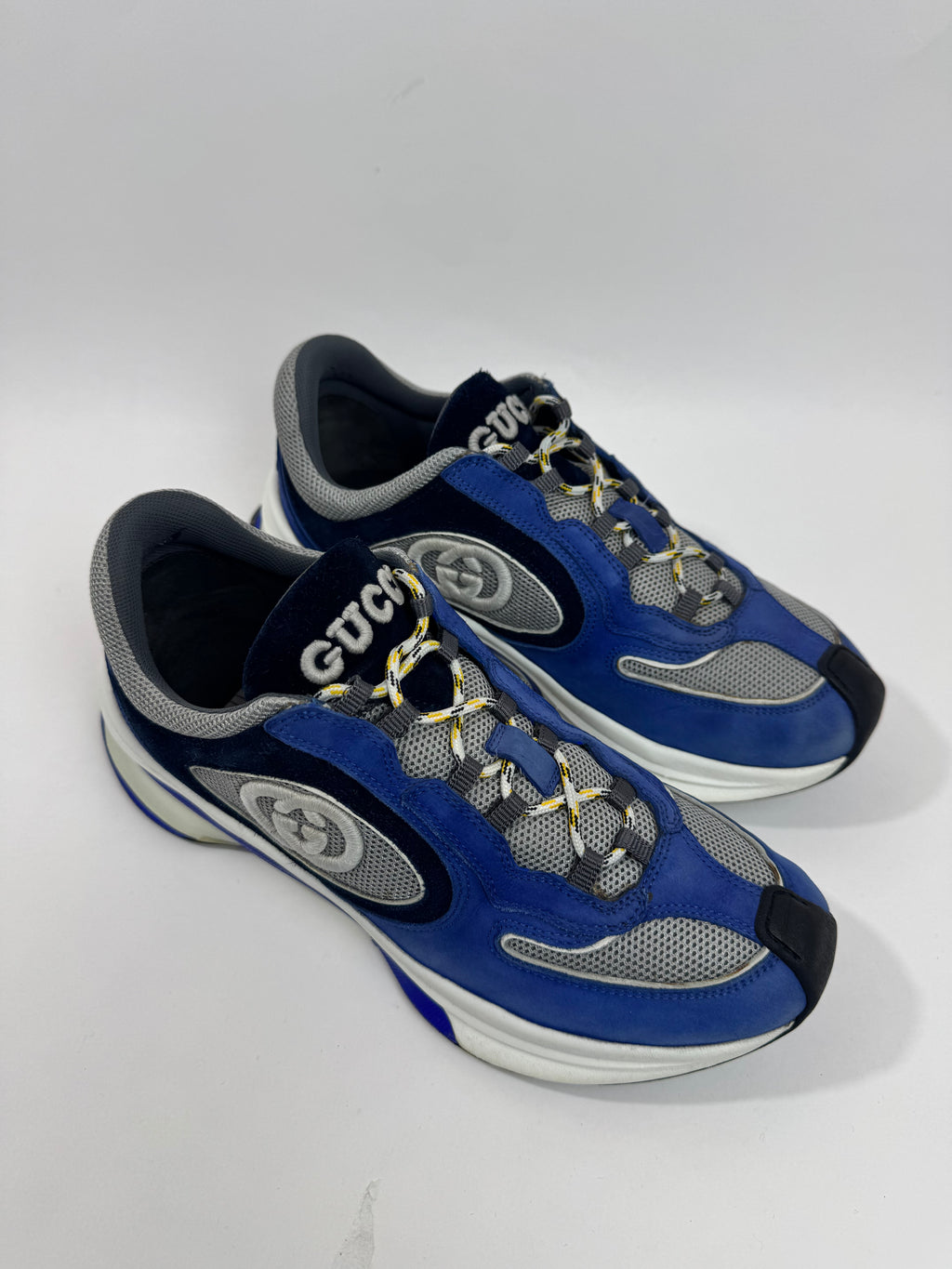 Gucci runner n40.5