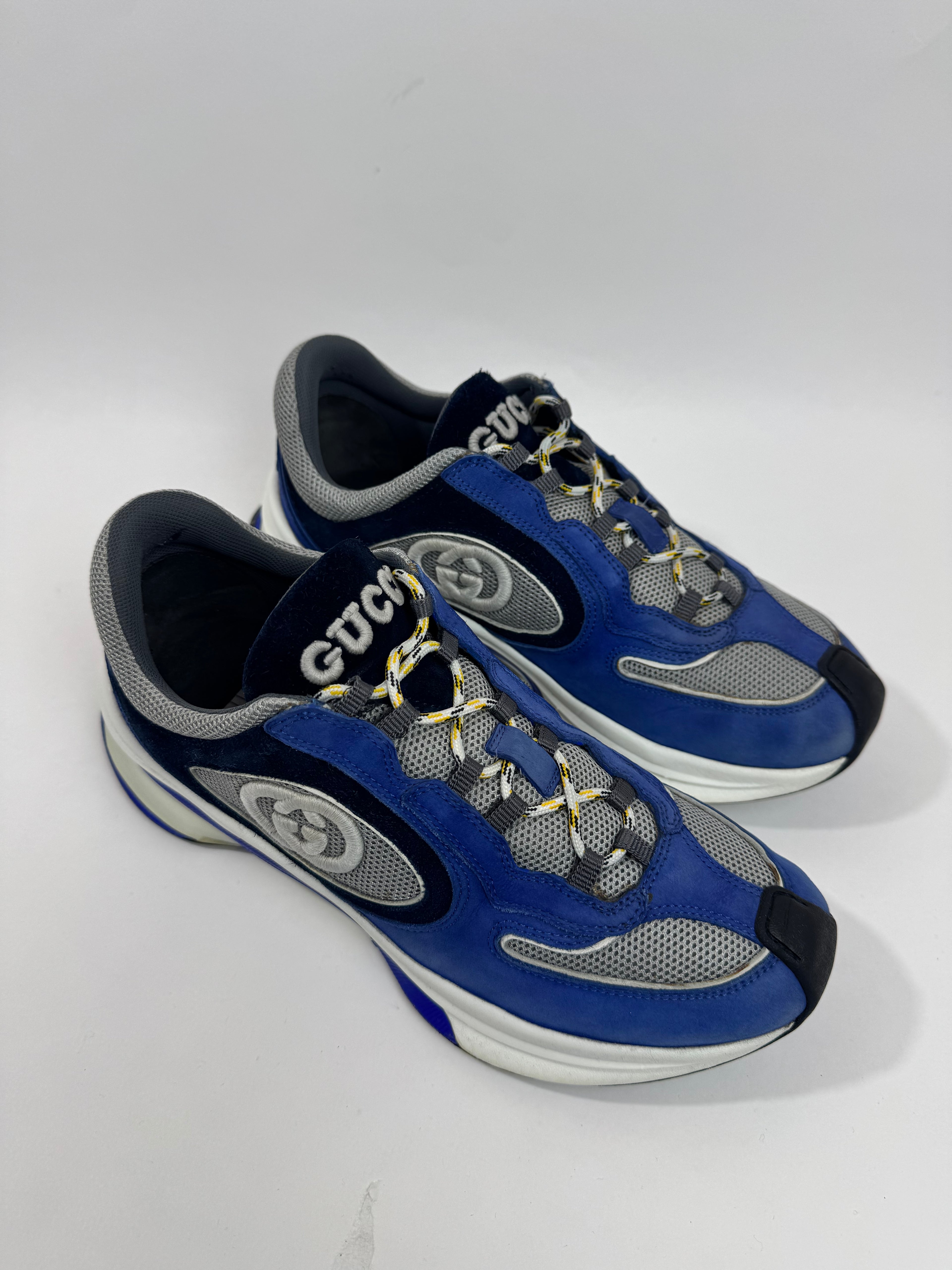 Gucci runner n40.5