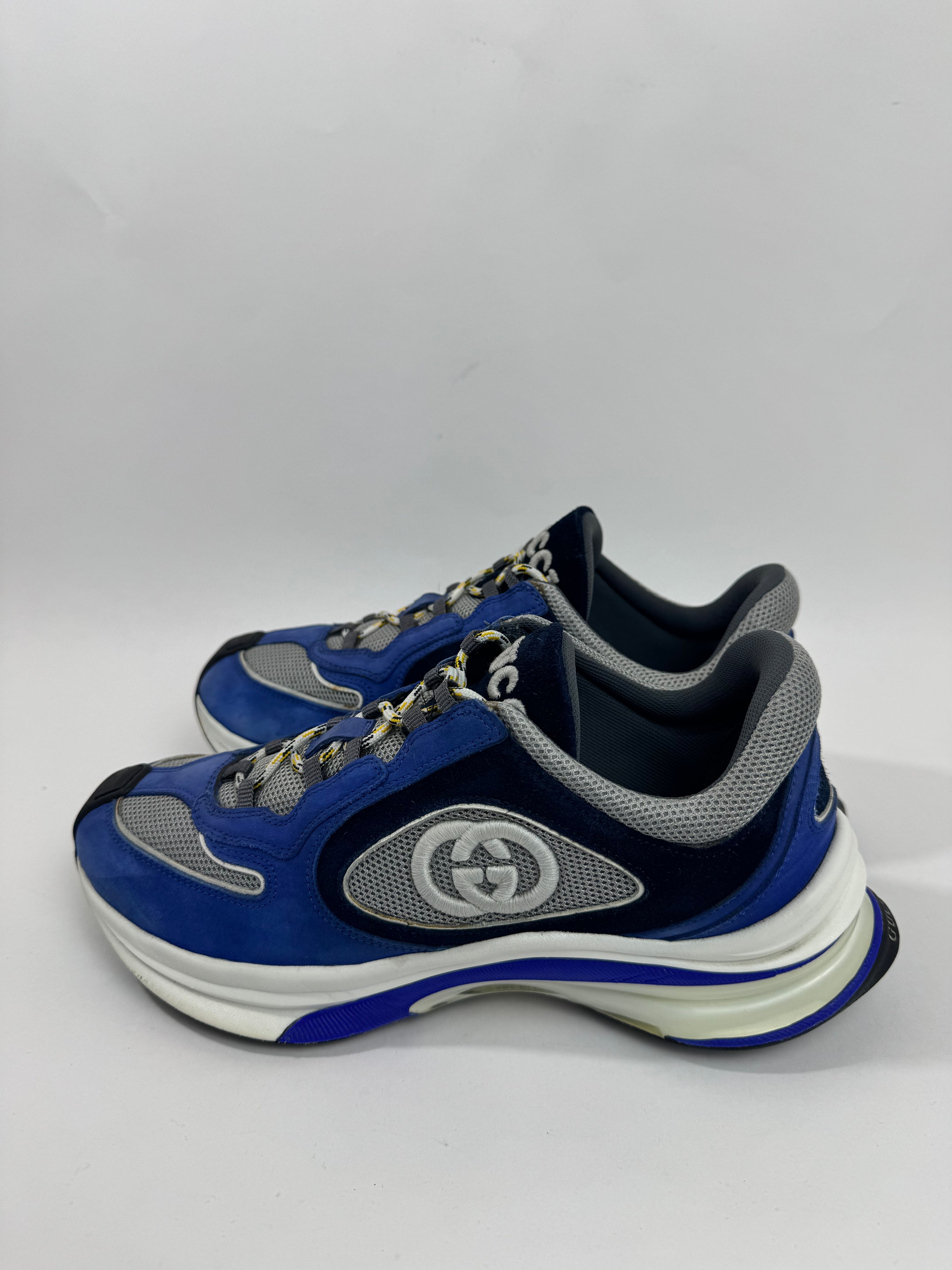 Gucci runner n40.5