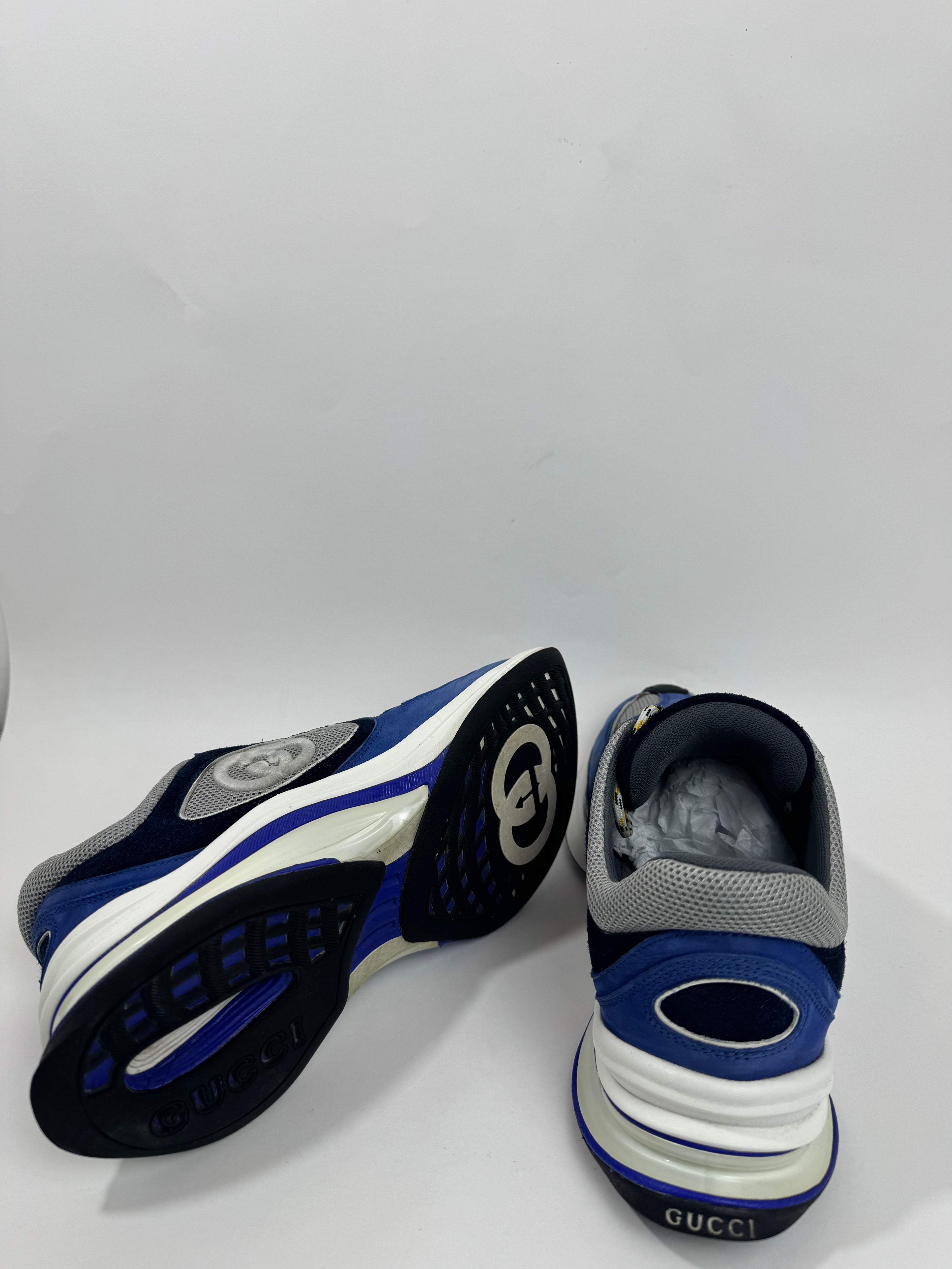 Gucci runner n40.5