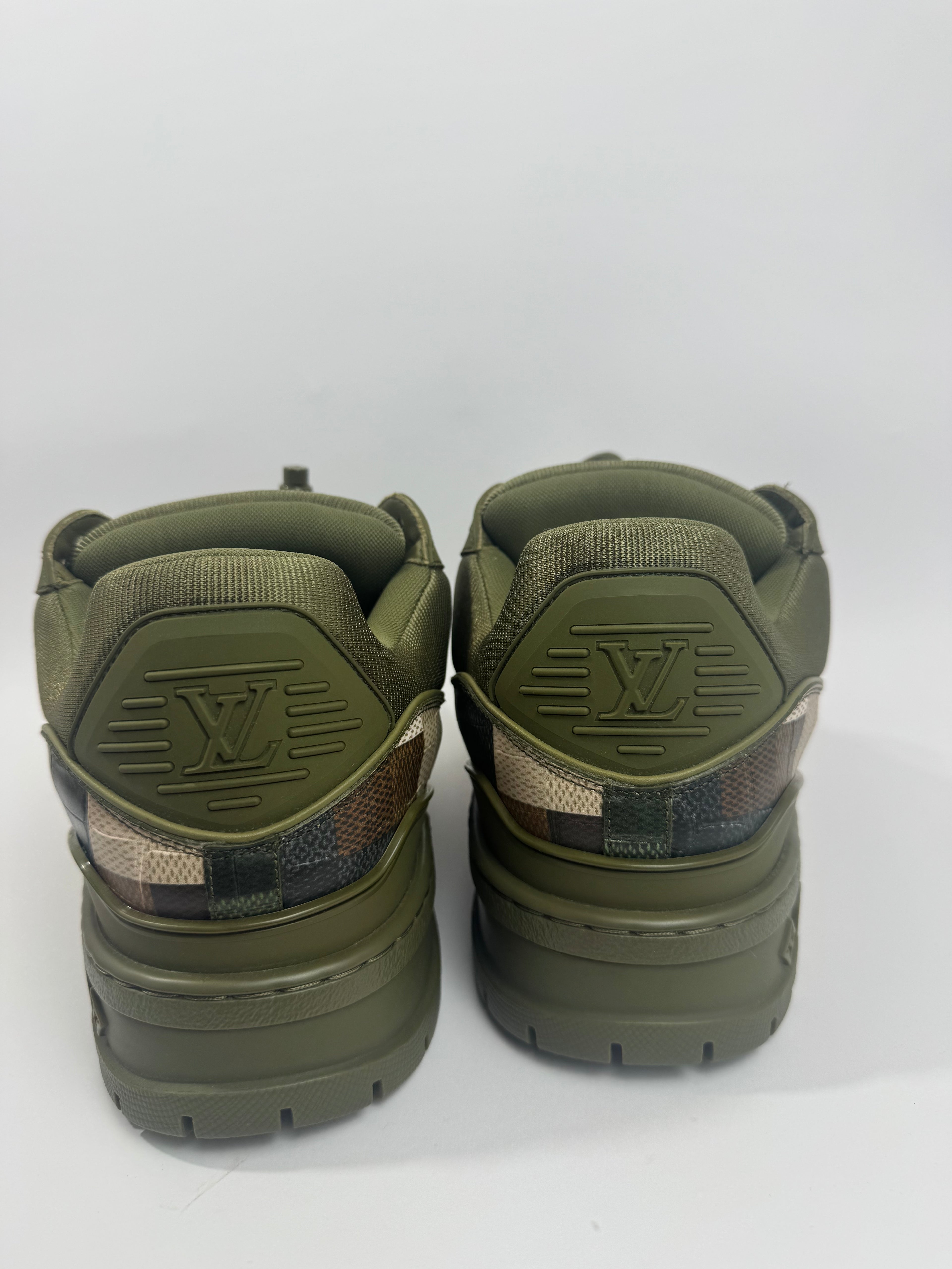 Louis vuitton trainer maxi