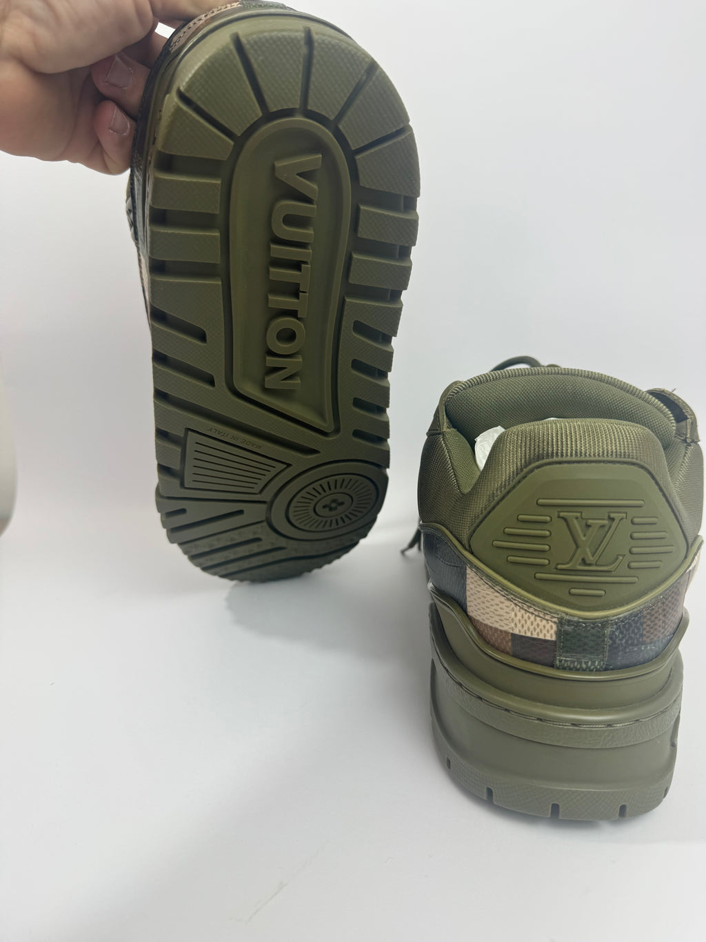 Louis vuitton trainer maxi