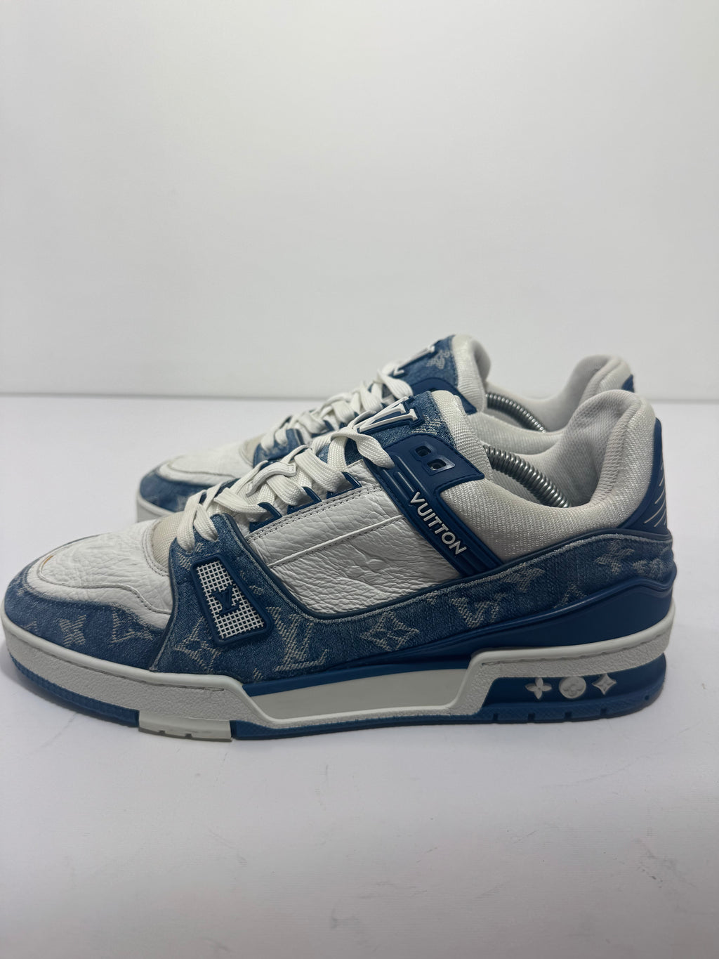 Lv trainer n42