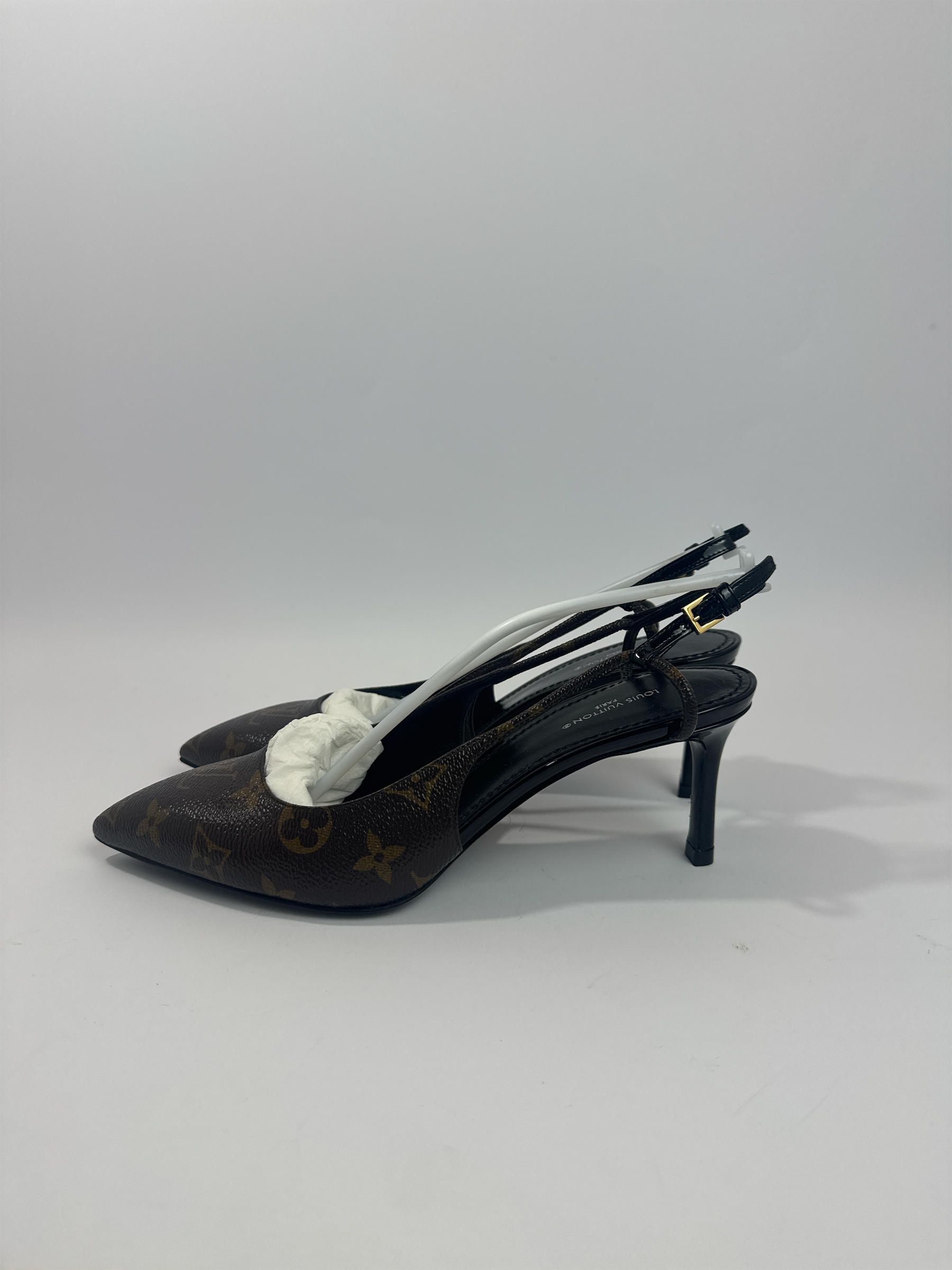 VDS 2 HAND brown coated canvas slingback heels with LV monogram, pointed toe, stiletto heel, and patent trim.
